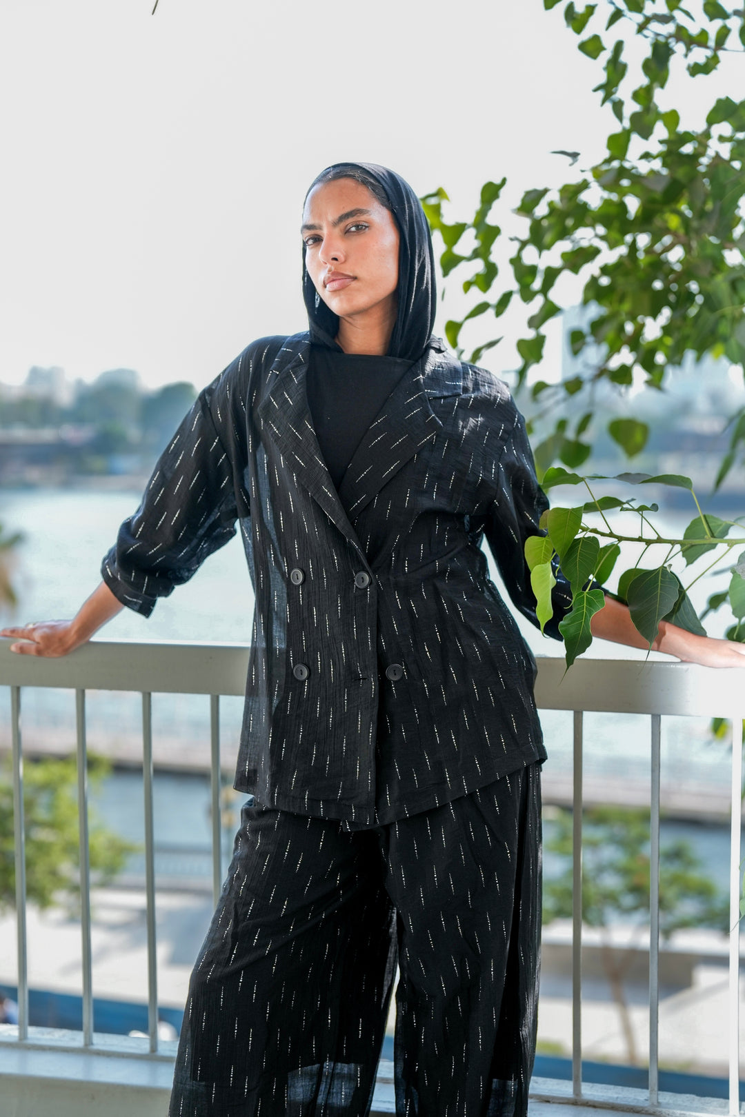 Starlight Shimmery Blazer - Black
