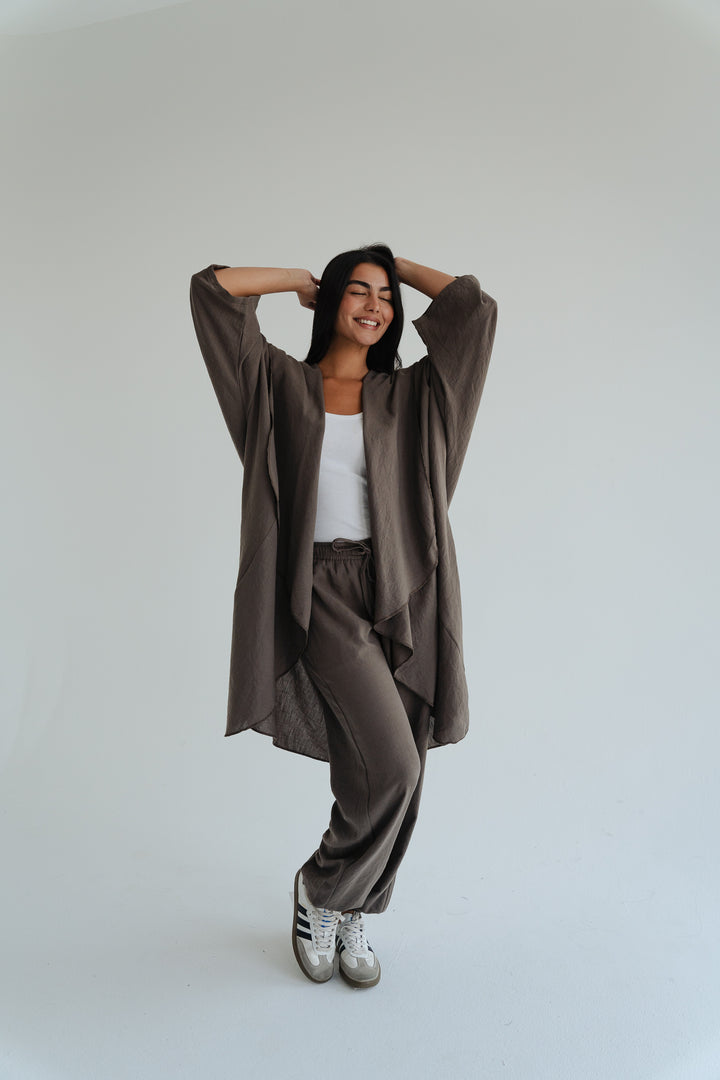 The Ripple Linen Set