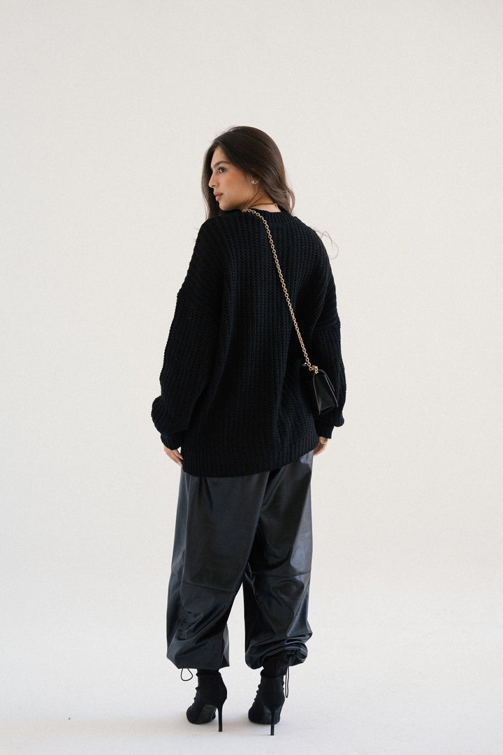 OVERSIZED KNIT PULLOVER -Pre Order