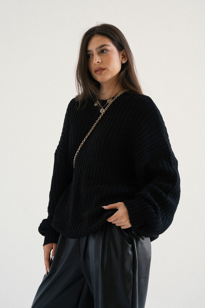 OVERSIZED KNIT PULLOVER -Pre Order