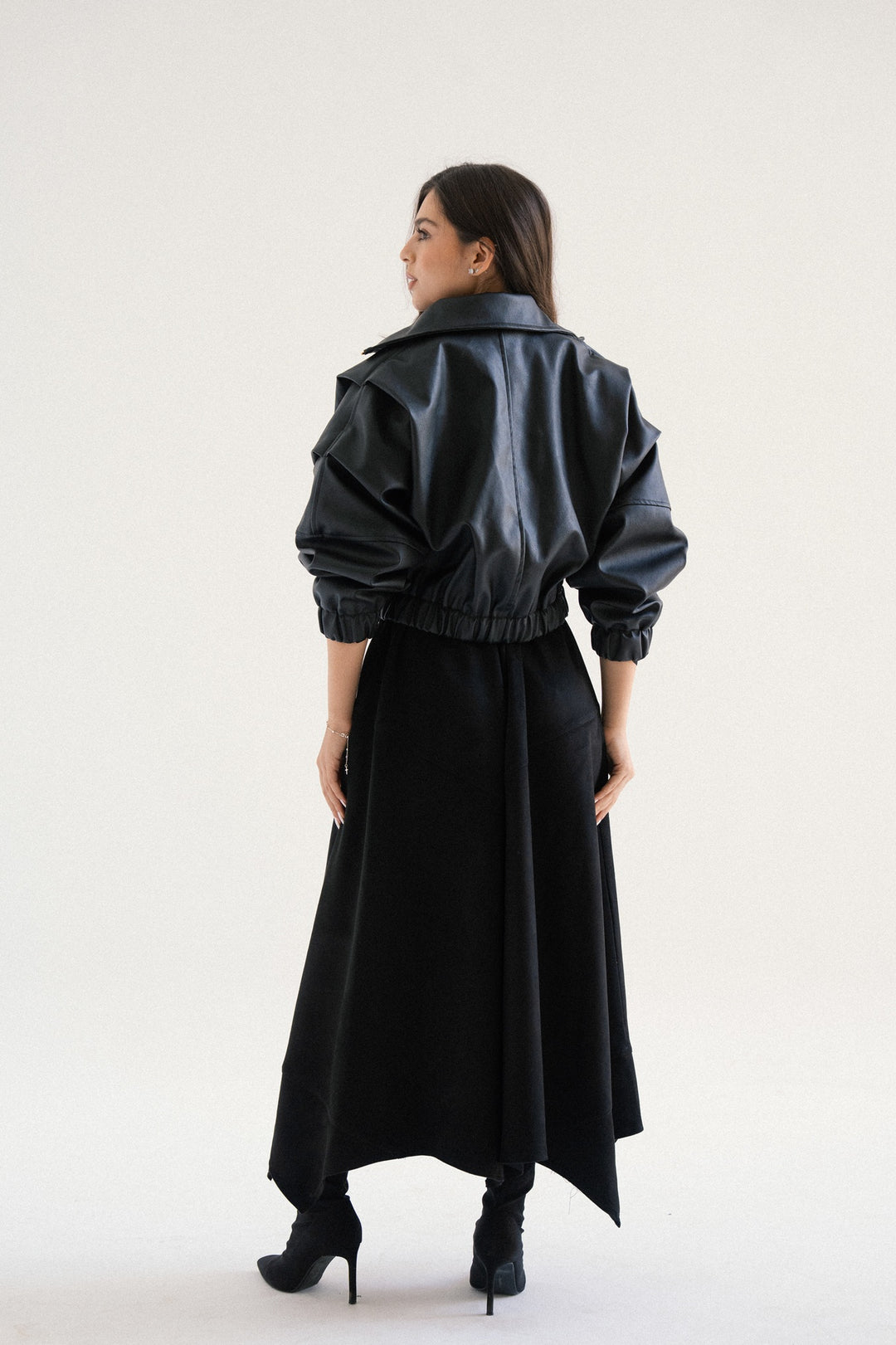 LEATHER BOMBER JACKET