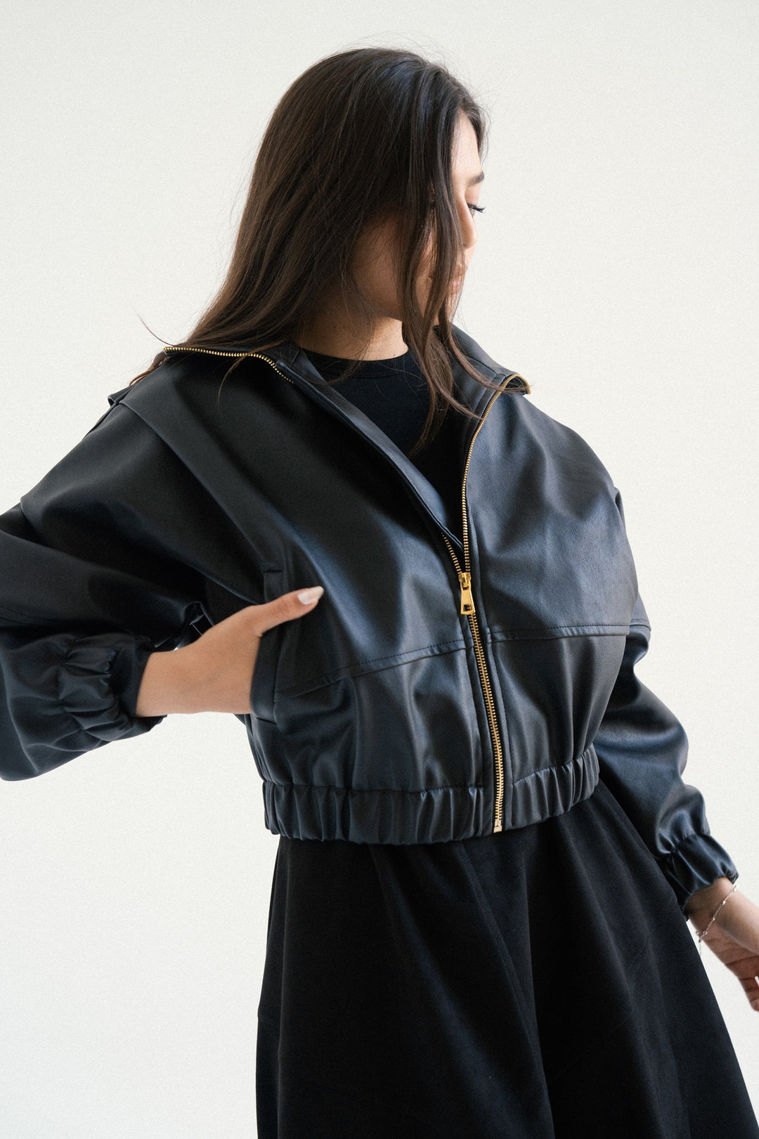 LEATHER BOMBER JACKET