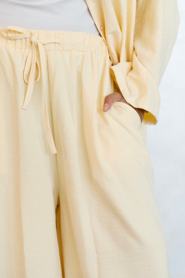 The Soild Flow Set - Butter Yellow