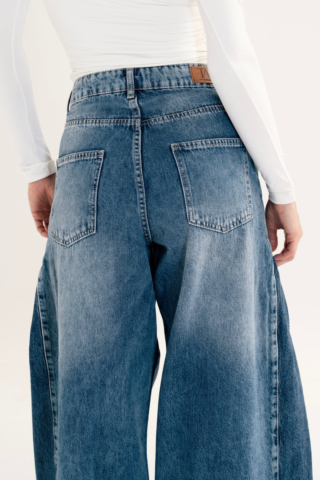 Two-Tone Wide Leg Jeans