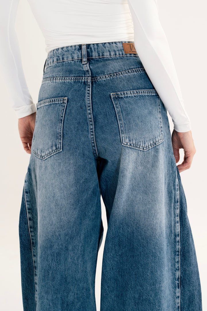 Two-Tone Wide Leg Jeans