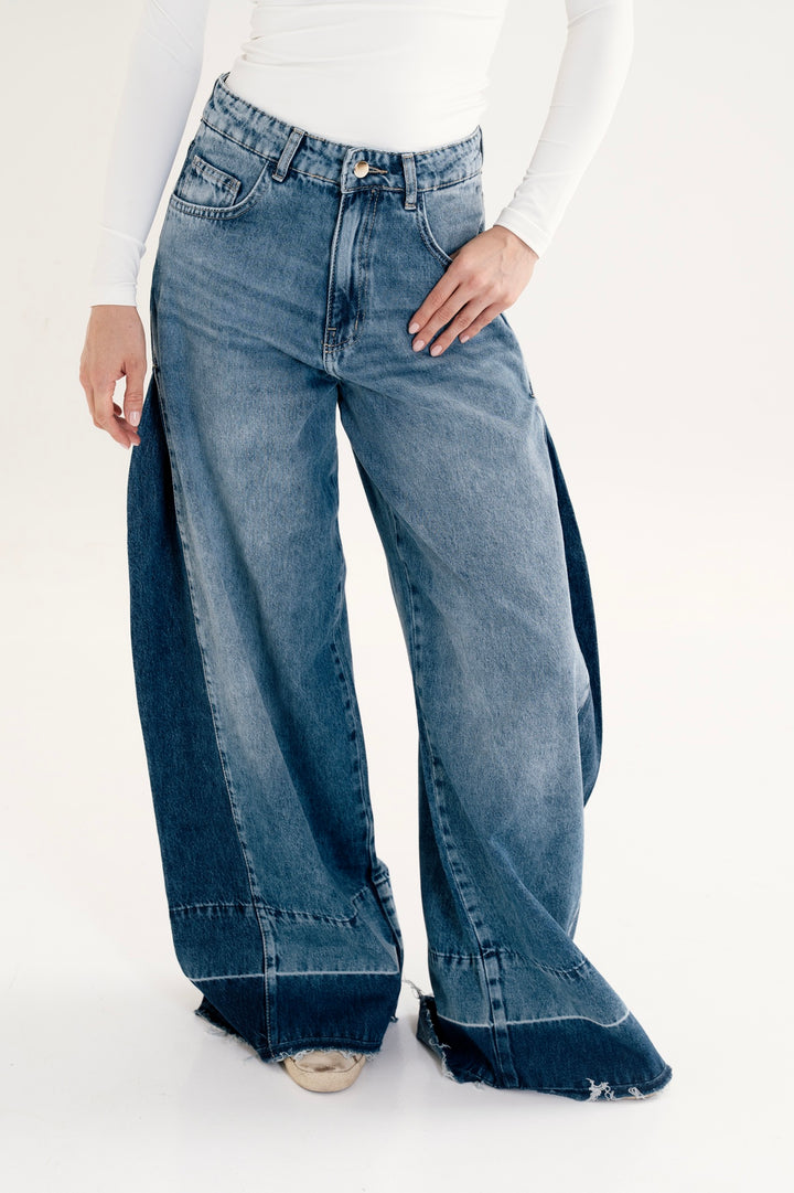 Two-Tone Wide Leg Jeans