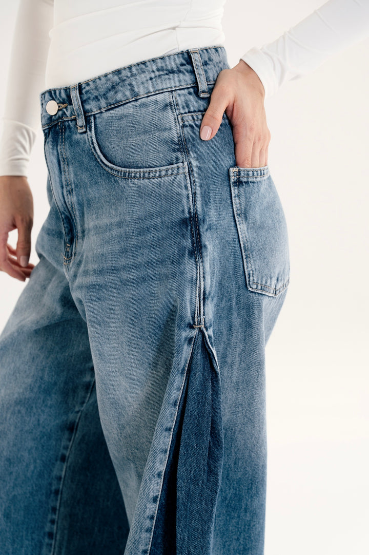 Two-Tone Wide Leg Jeans