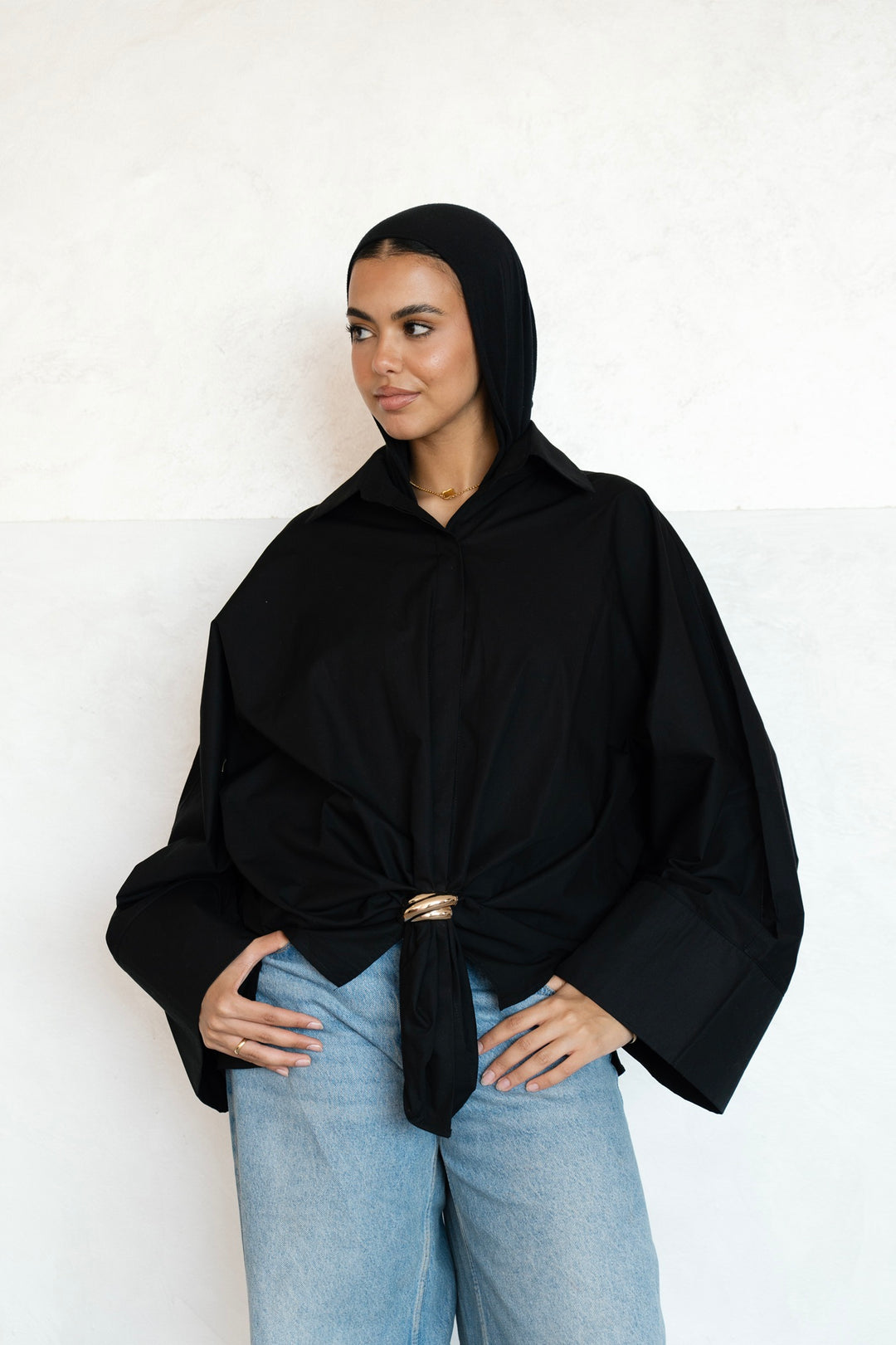 Poplin Shirt With Gold Pin - Black - Round