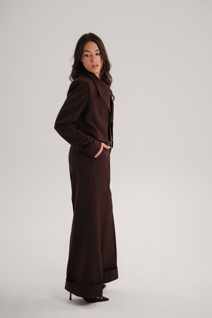 Formal Cropped Set