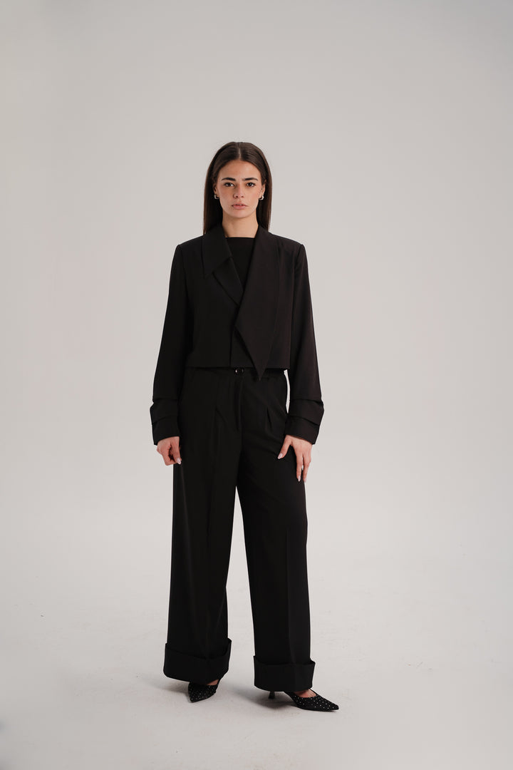 Formal Cropped Set