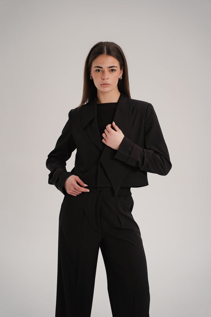 Formal Cropped Set