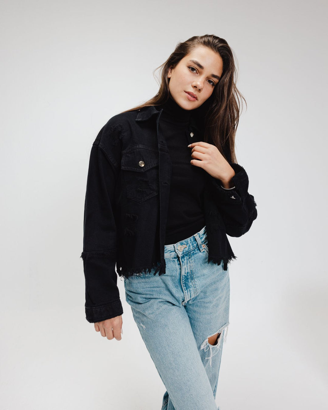 Cropped fringy denim