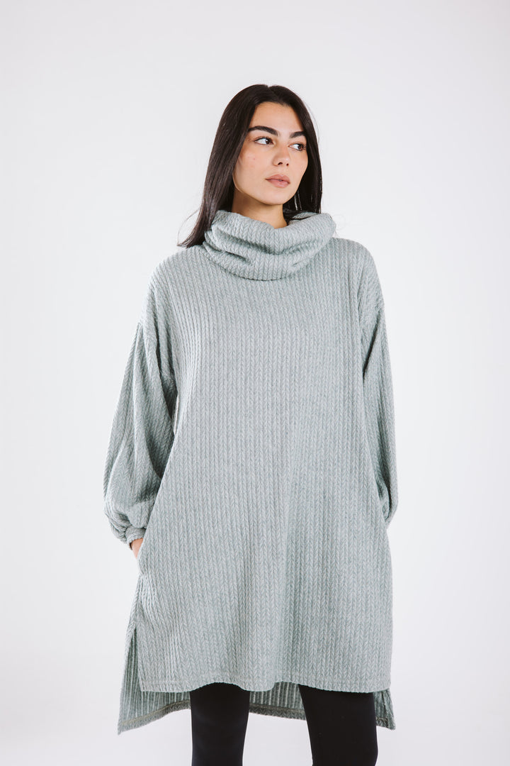 Timeless high low pullover