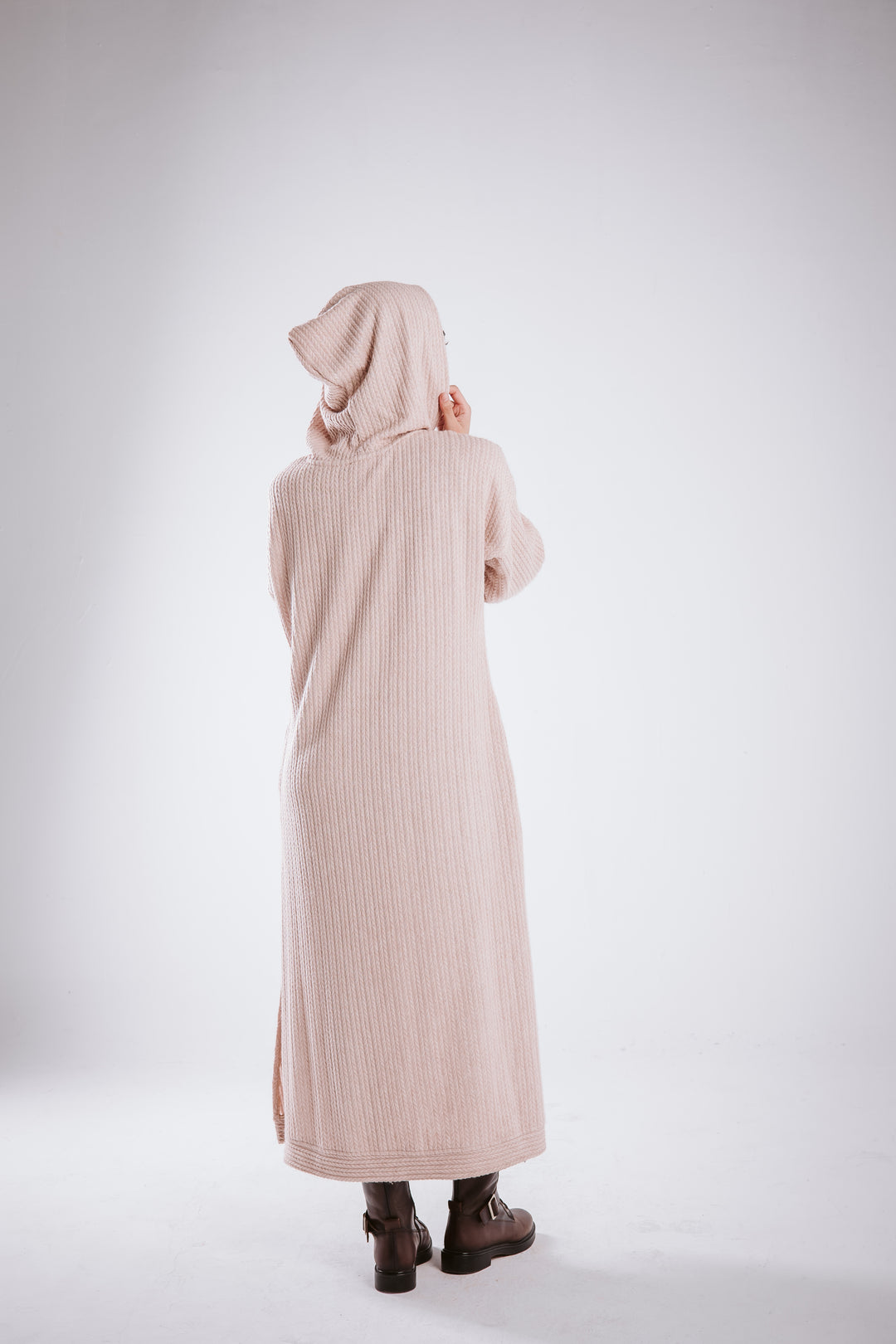 The knitted hoodie dress