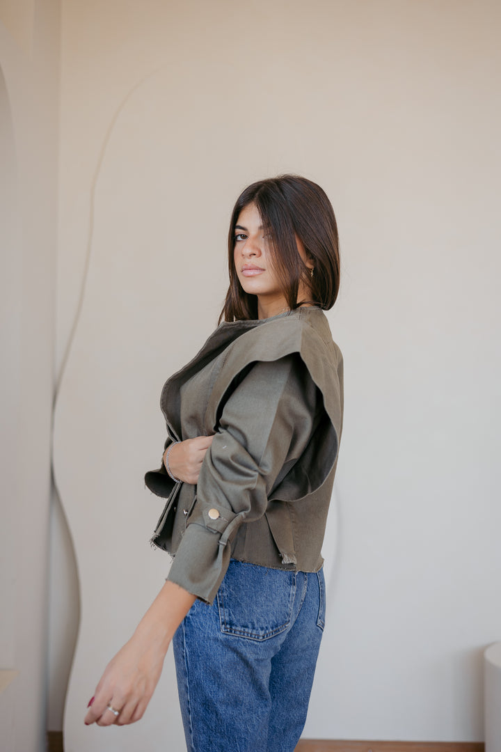 Cropped bold shoulders jacket