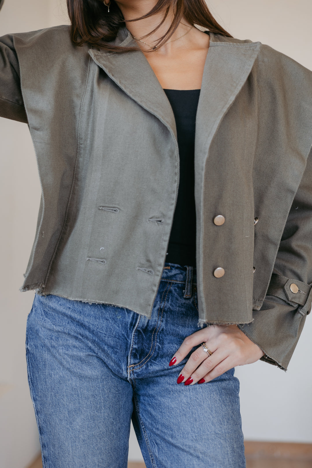 Cropped bold shoulders jacket