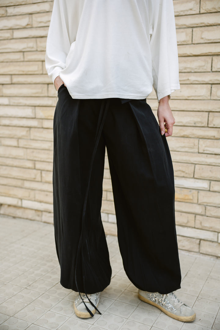 Balloon Pants- Preorder