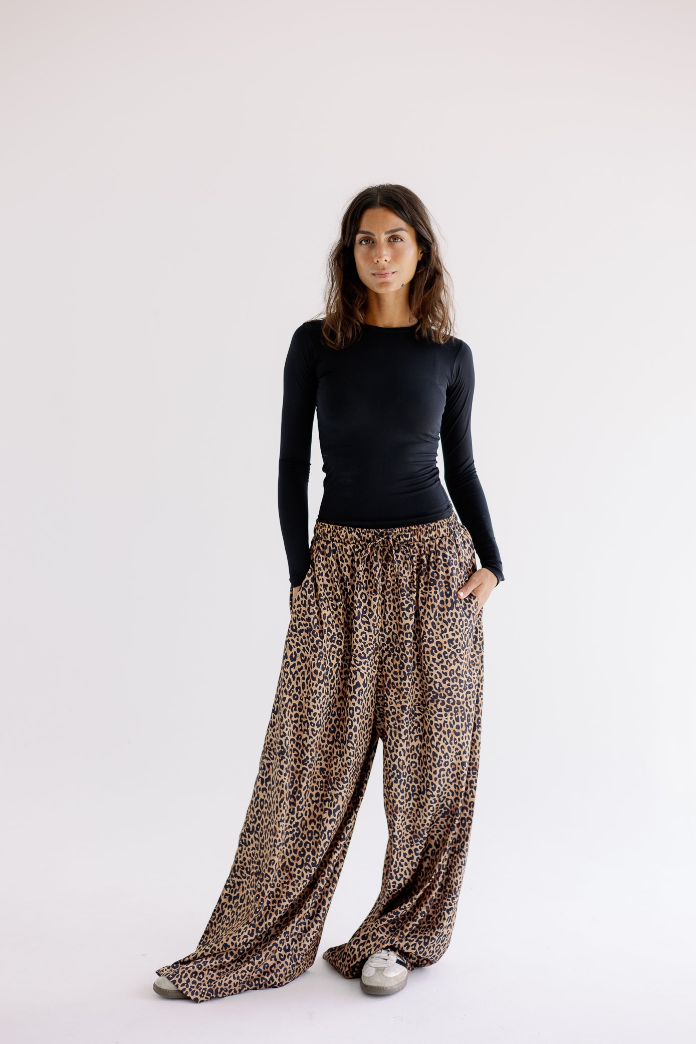 25SS人気新作【RoseFrantz】Leopard Wide Pants★2色 Wild Spirit Wide-Leg Pants – Taj Sisters